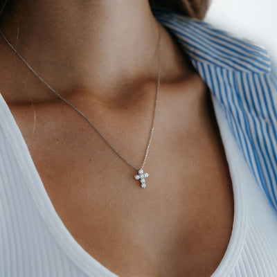 diamond cross pendant