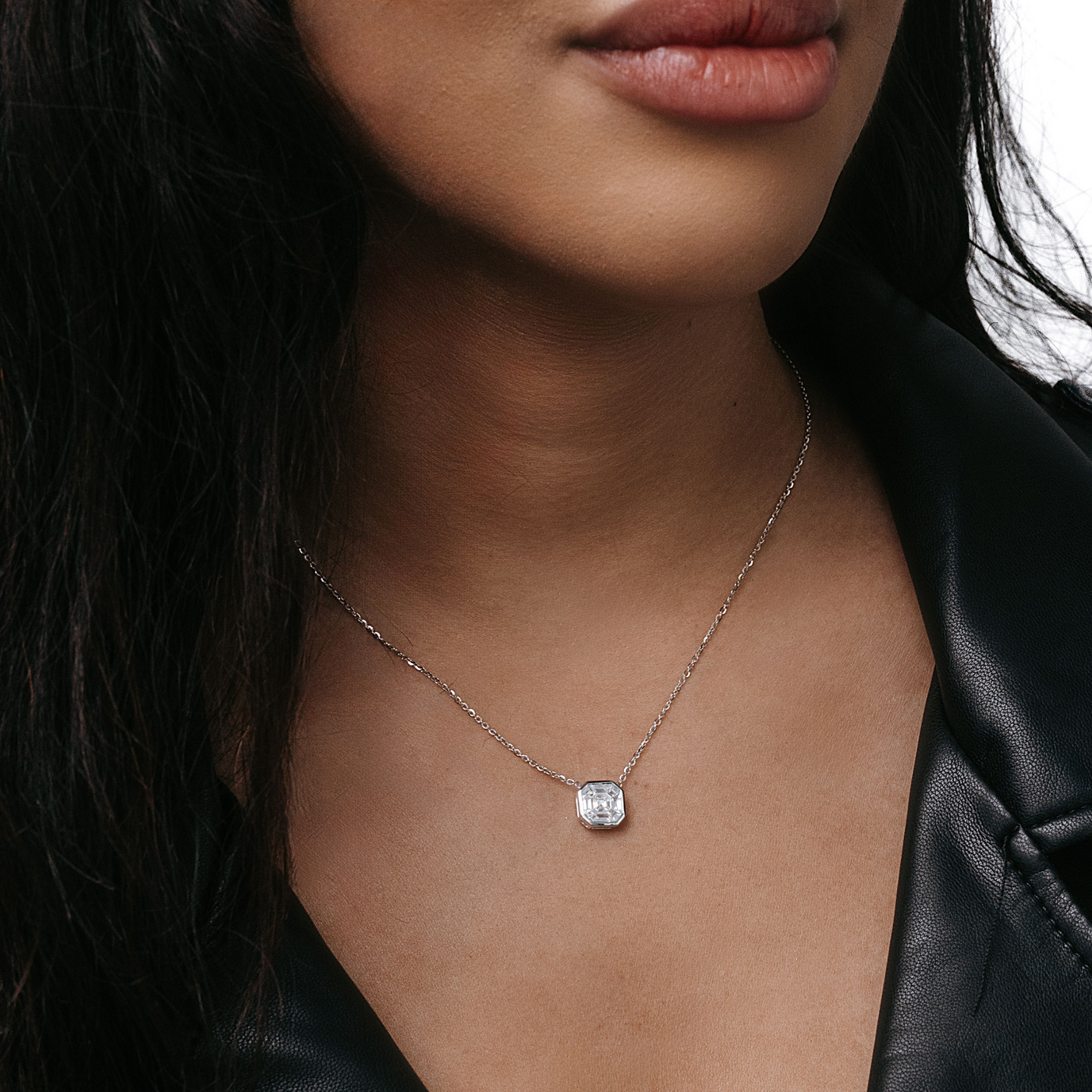 illusion square shaped diamond necklace