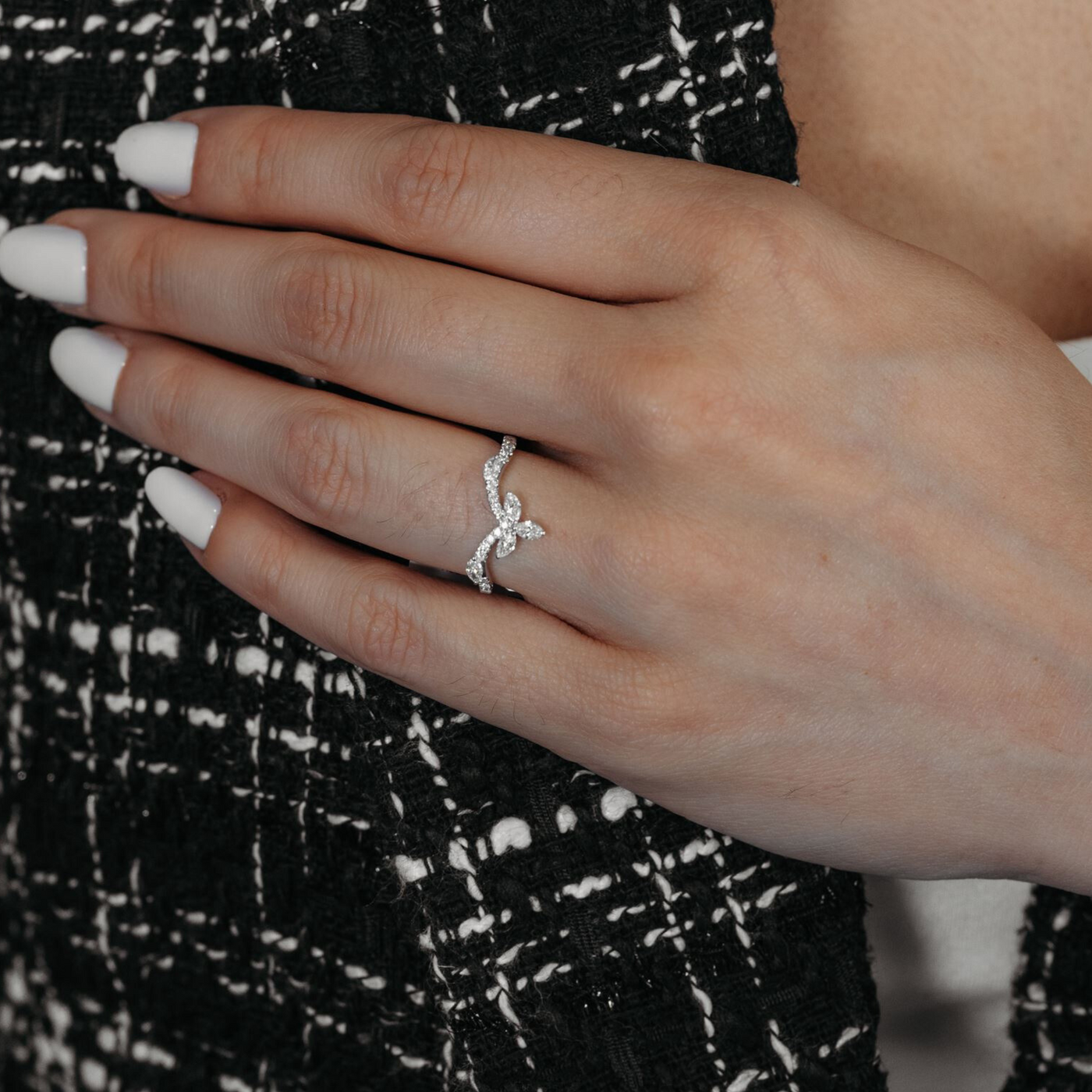 5 Marquise & Round Diamond Chevron Ring