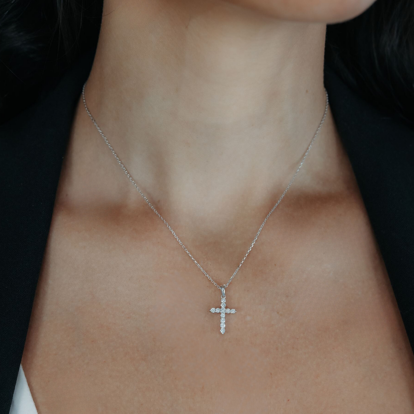 Classic 0.35CT Diamond Cross Pendant