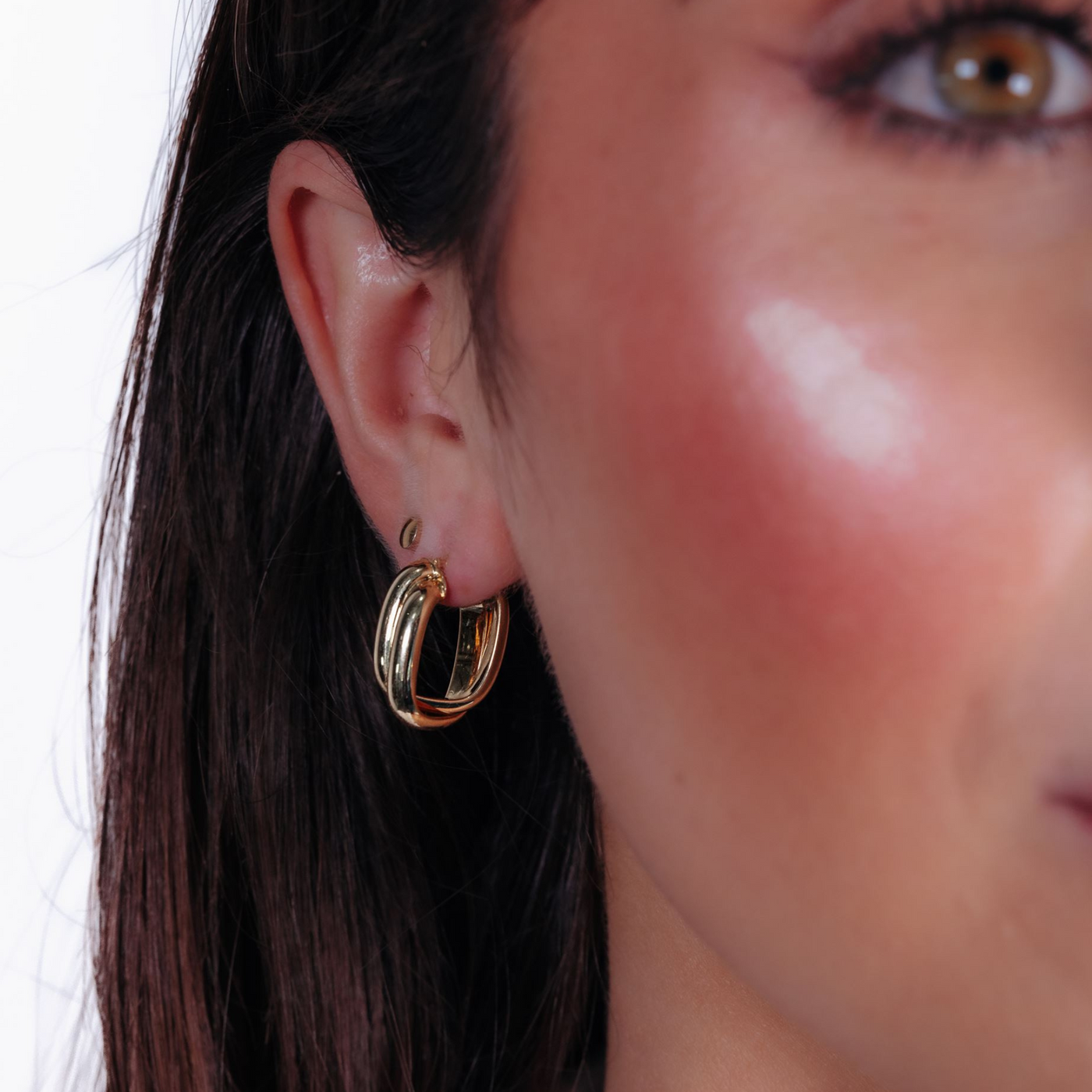 7mm Crossover Gold Hoop Earrings