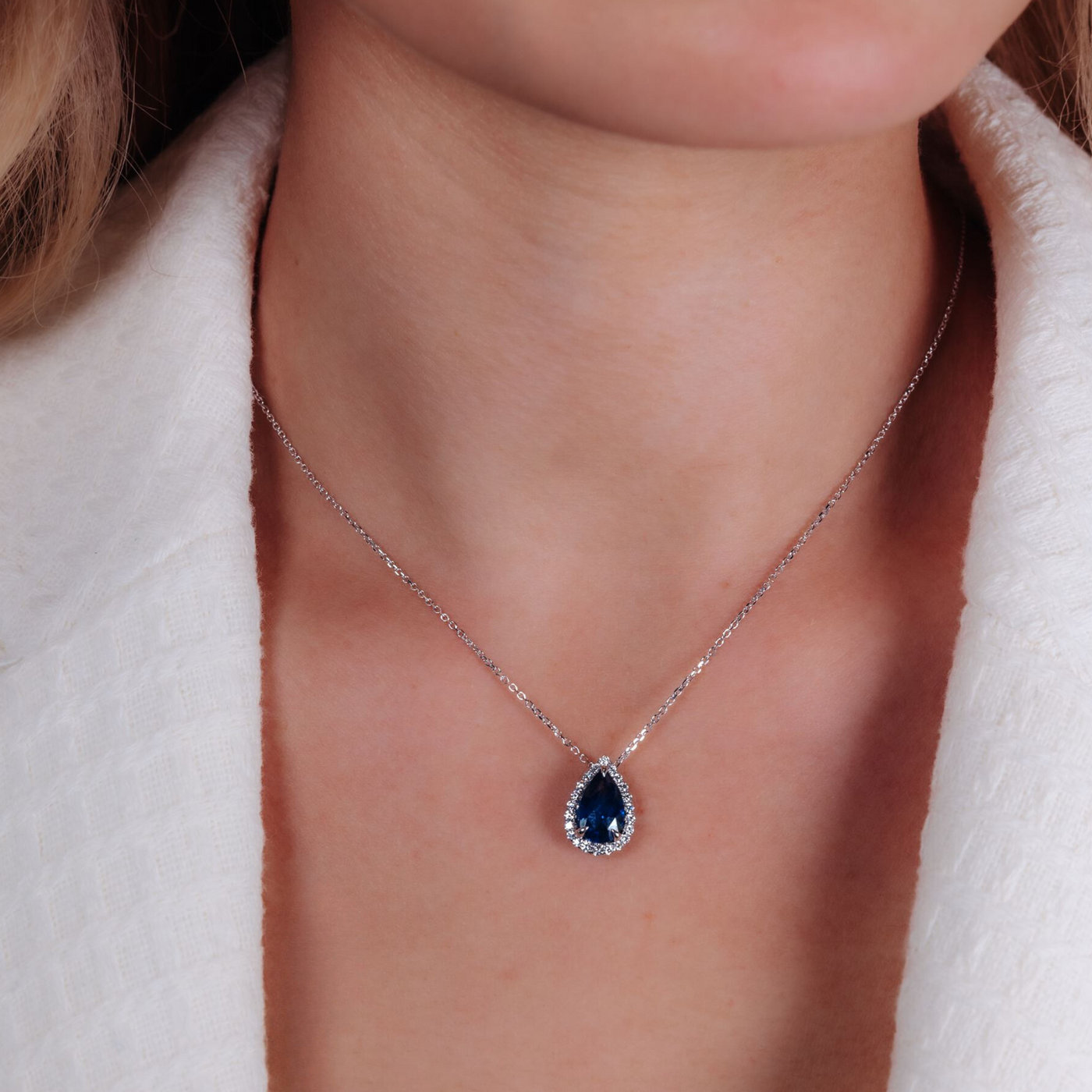 3.02CT Pear Shaped Sapphire & Diamond Halo Necklace