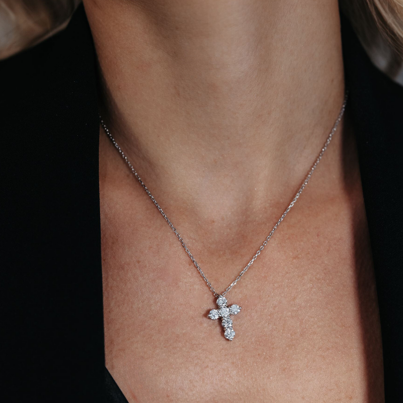 Classic Shared Prong 1.40ct Diamond Cross Necklace